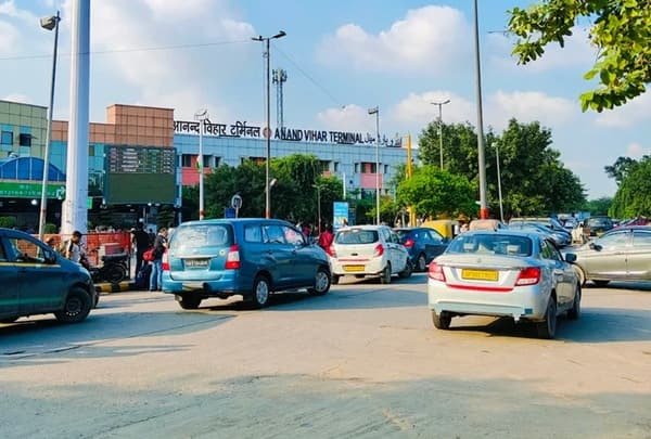 Anand Vihar, Delhi